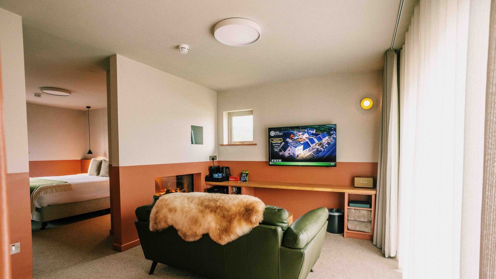 mrsredhead-97_VSCO-min