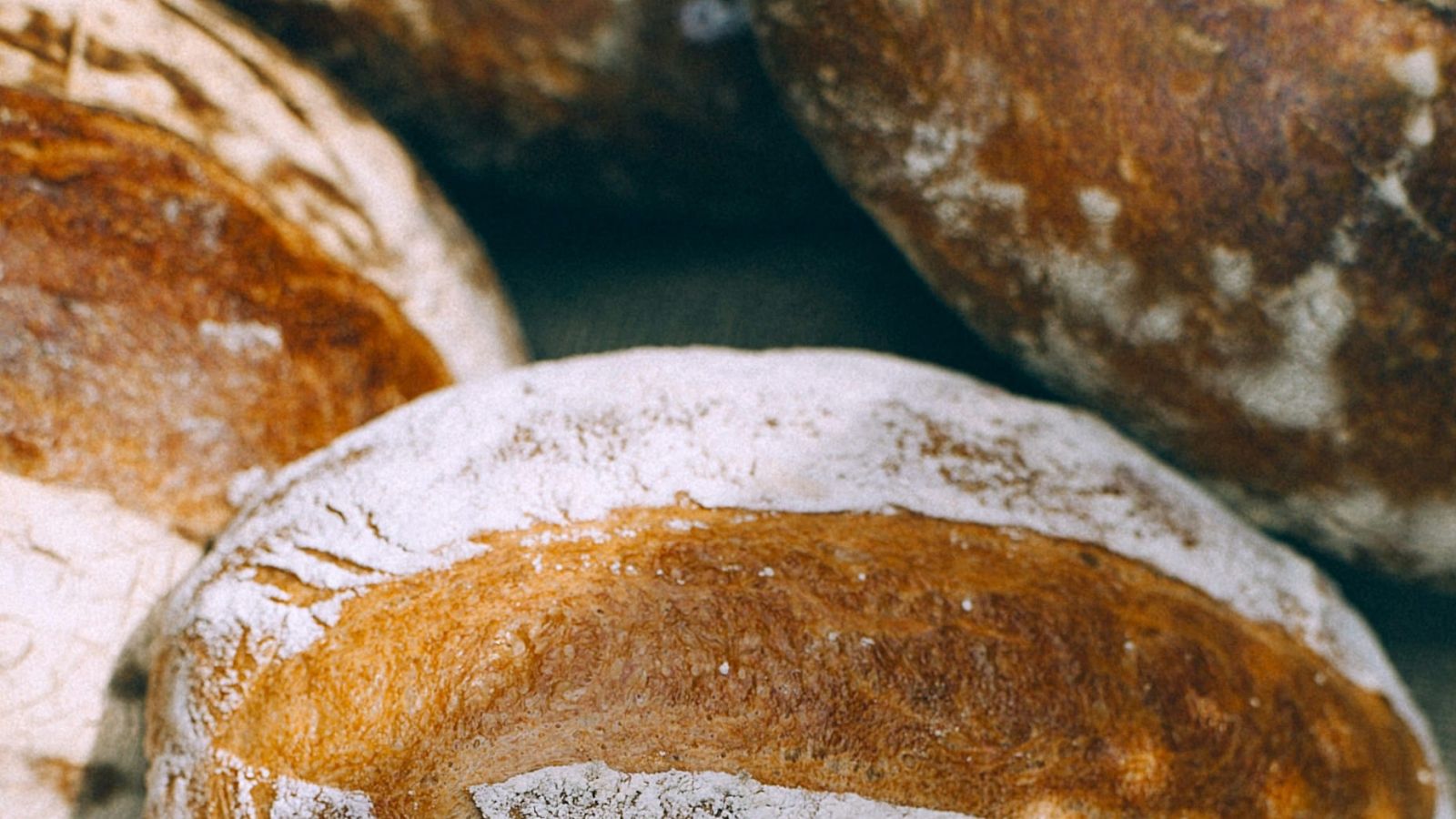 maria-orlova-kU7TkW9FIJY-unsplash-min